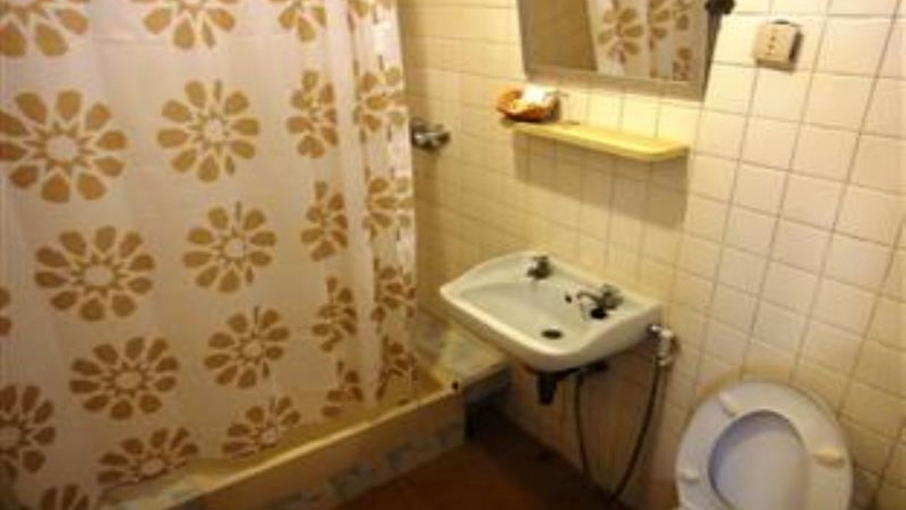 Photo of Bathroom in Nai Mueang