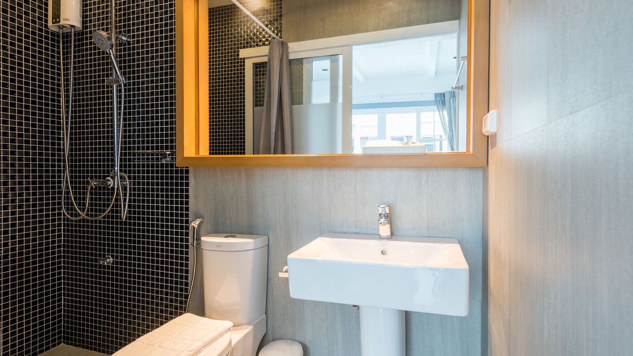 Photo of Bathroom in Bang Lamphu Lang