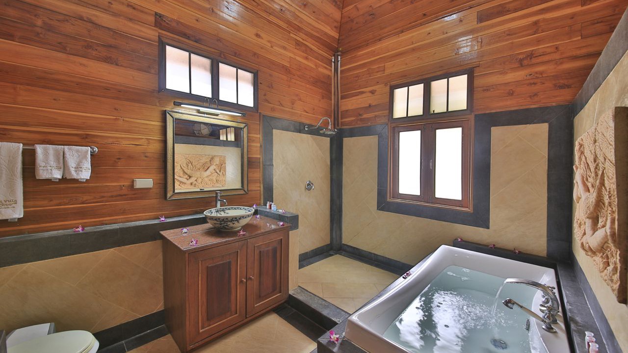 Photo of Bathroom in Choeng Mon