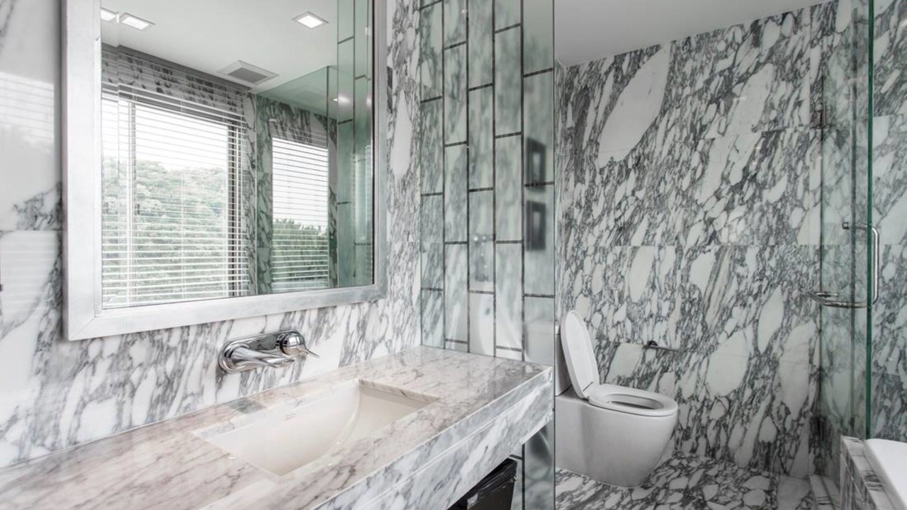 Photo of Bathroom in Pa Daet