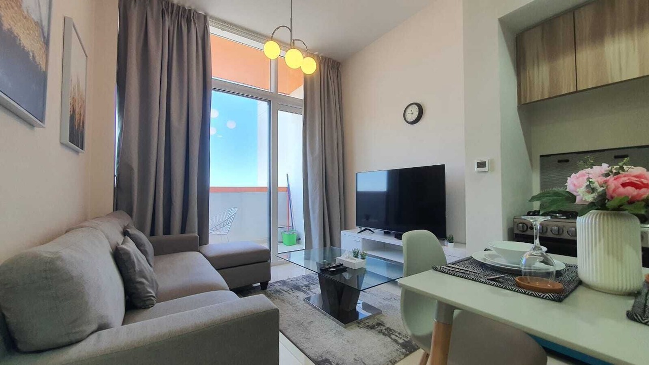 Photo of Livingroom in Dubai Sports City