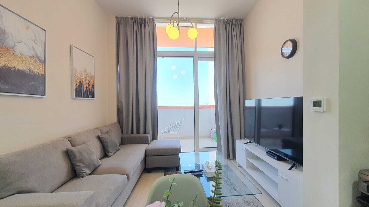 Photo of Livingroom in Dubai Sports City