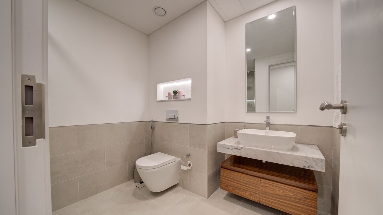 Photo of Bathroom in Umm Suqeim 3