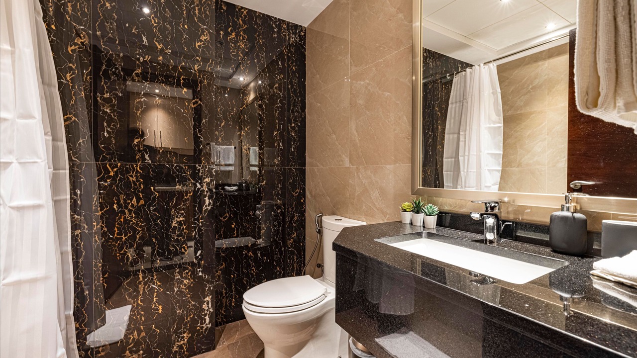 Photo of Bathroom in Downtown Dubai