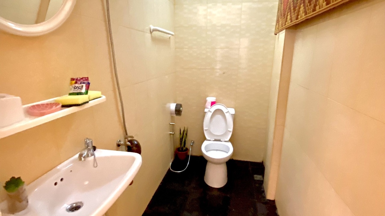 Photo of Bathroom in Wat Tha Phra