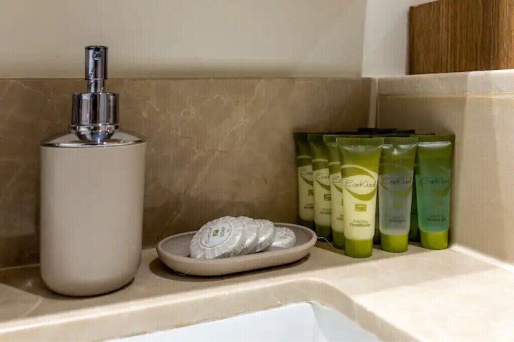 Photo of Bathroom in Jebel Ali