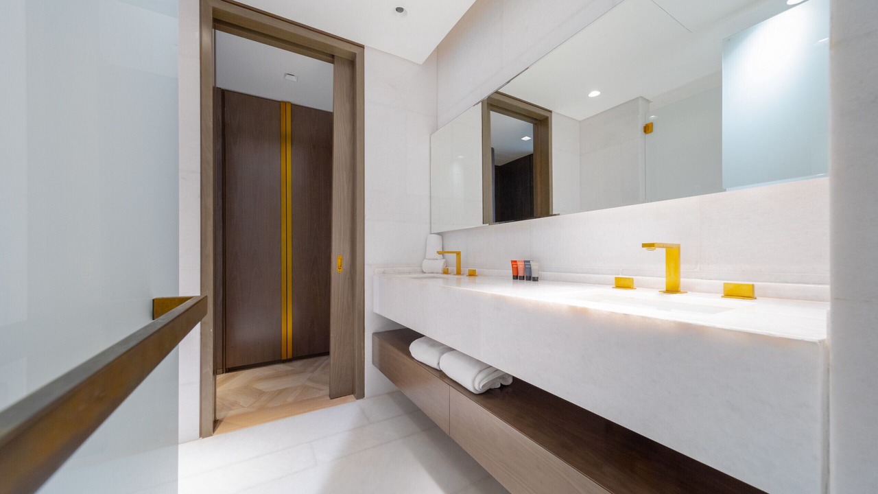 Photo of Bathroom in Palm Jumeirah