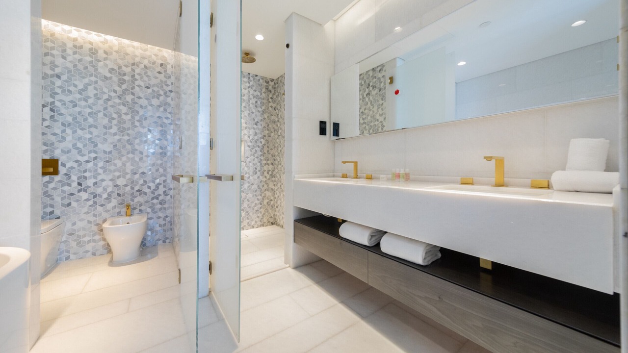 Photo of Bathroom in Palm Jumeirah