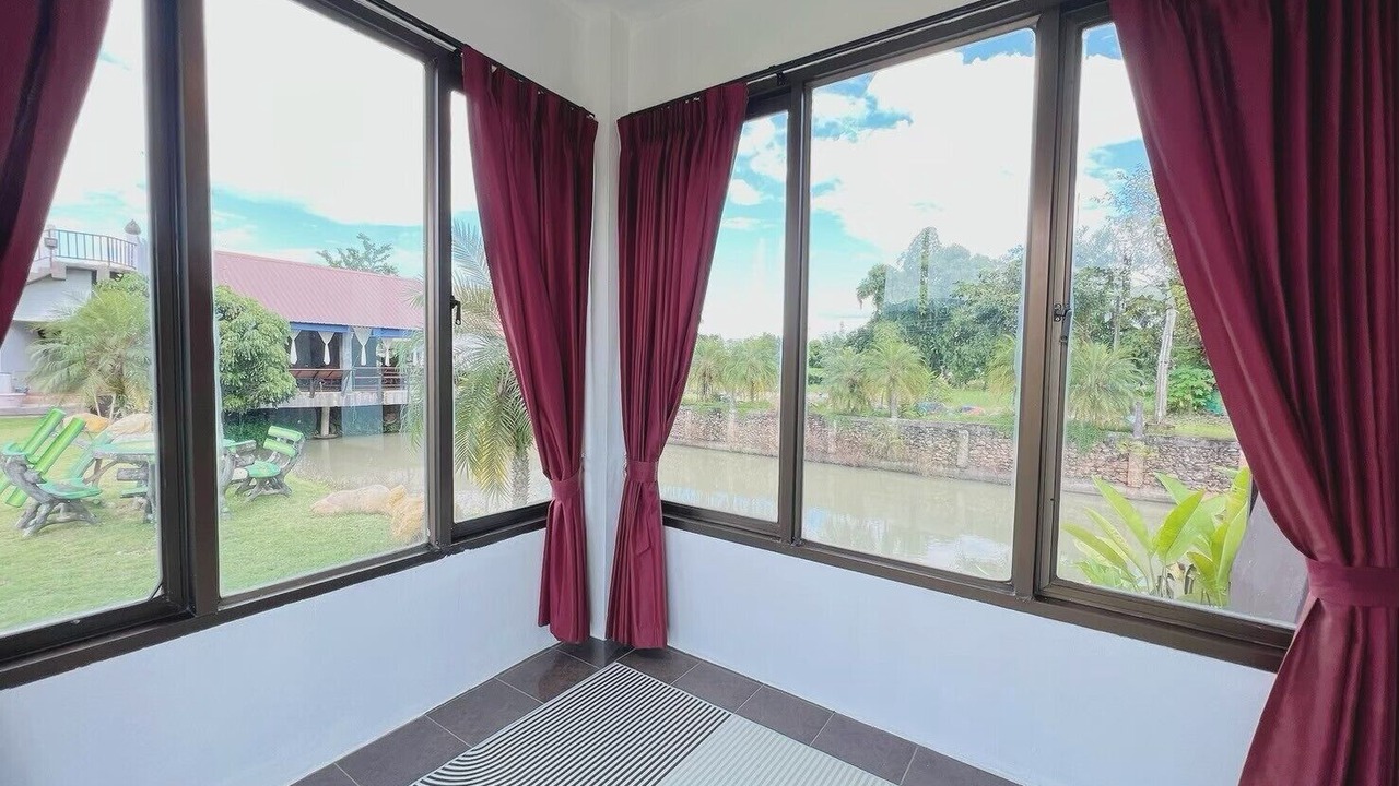 Photo of Livingroom in Mae Rai
