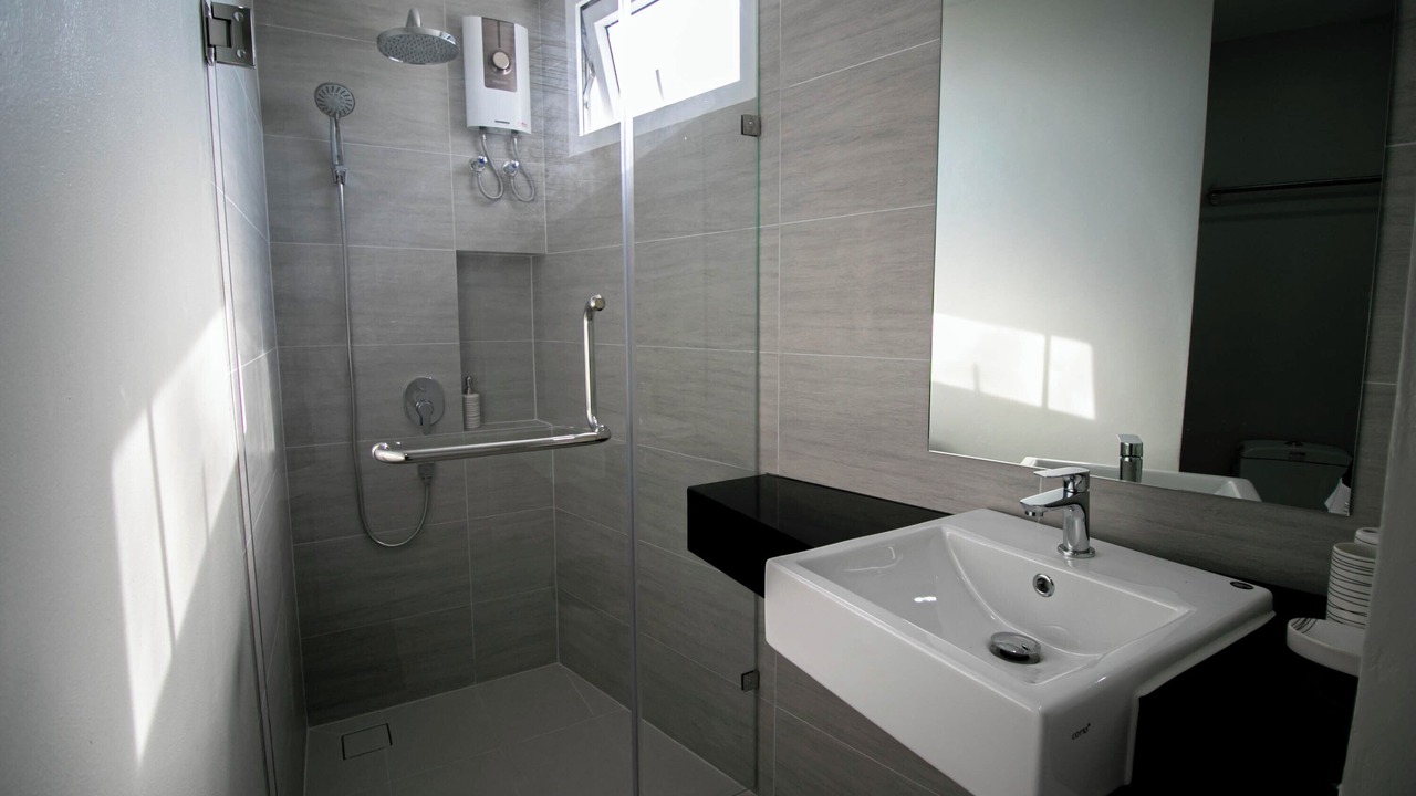 Photo of Bathroom in Kram