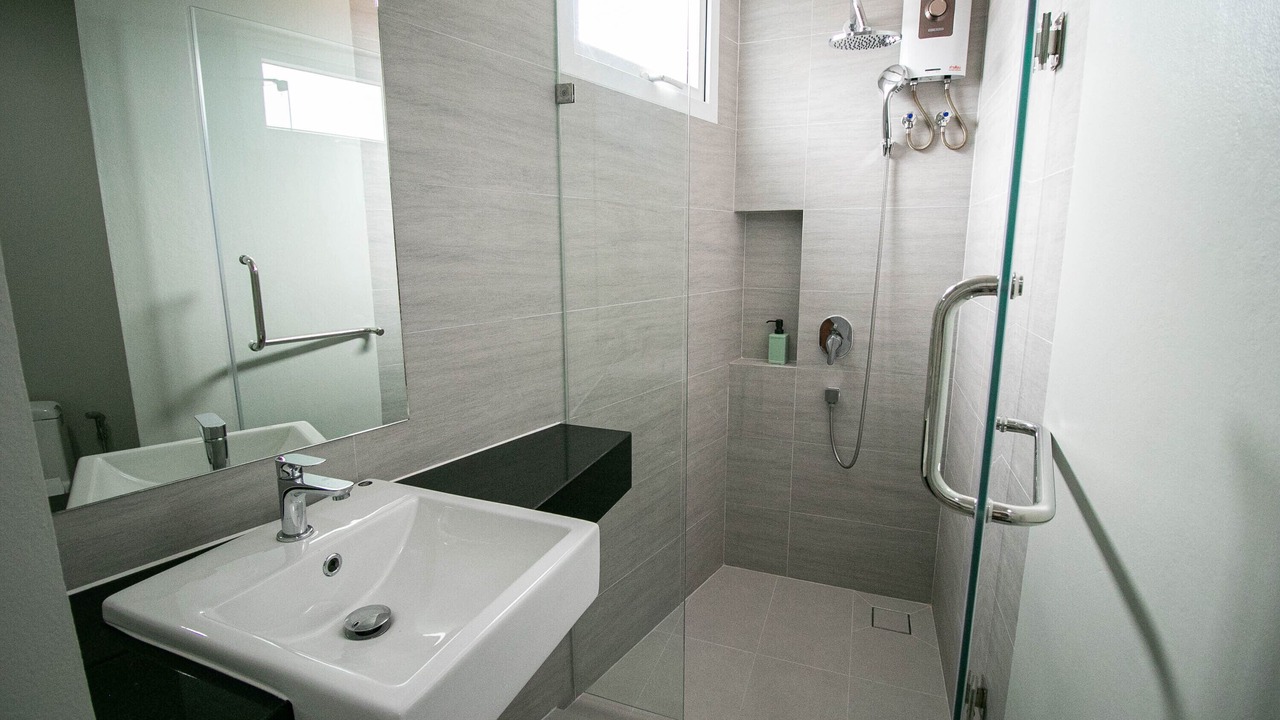 Photo of Bathroom in Kram