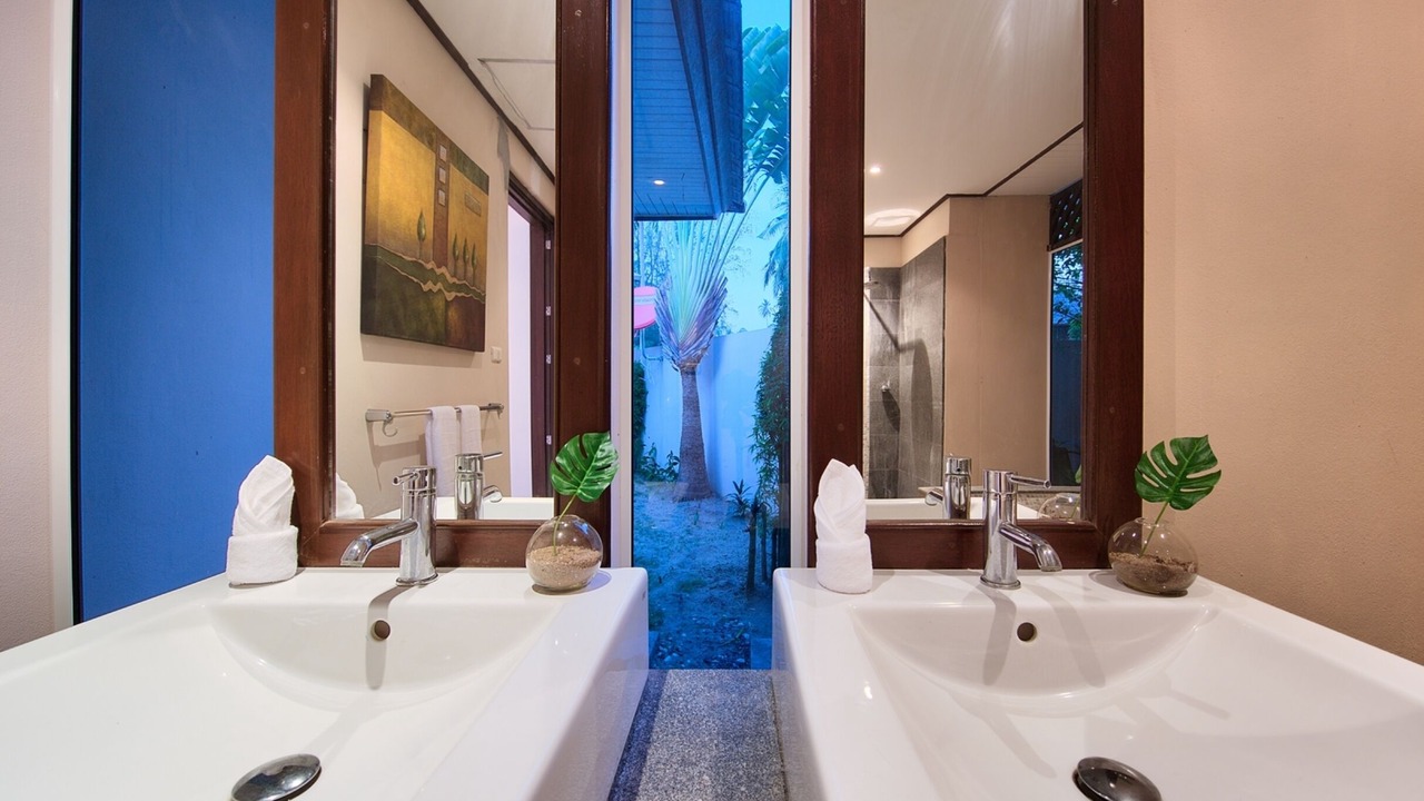 Photo of Bathroom in Maret