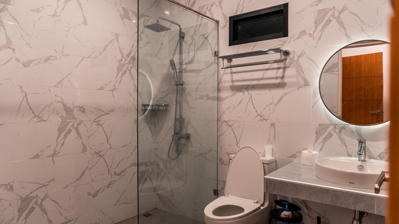 Photo of Bathroom in Pak Nam Pran
