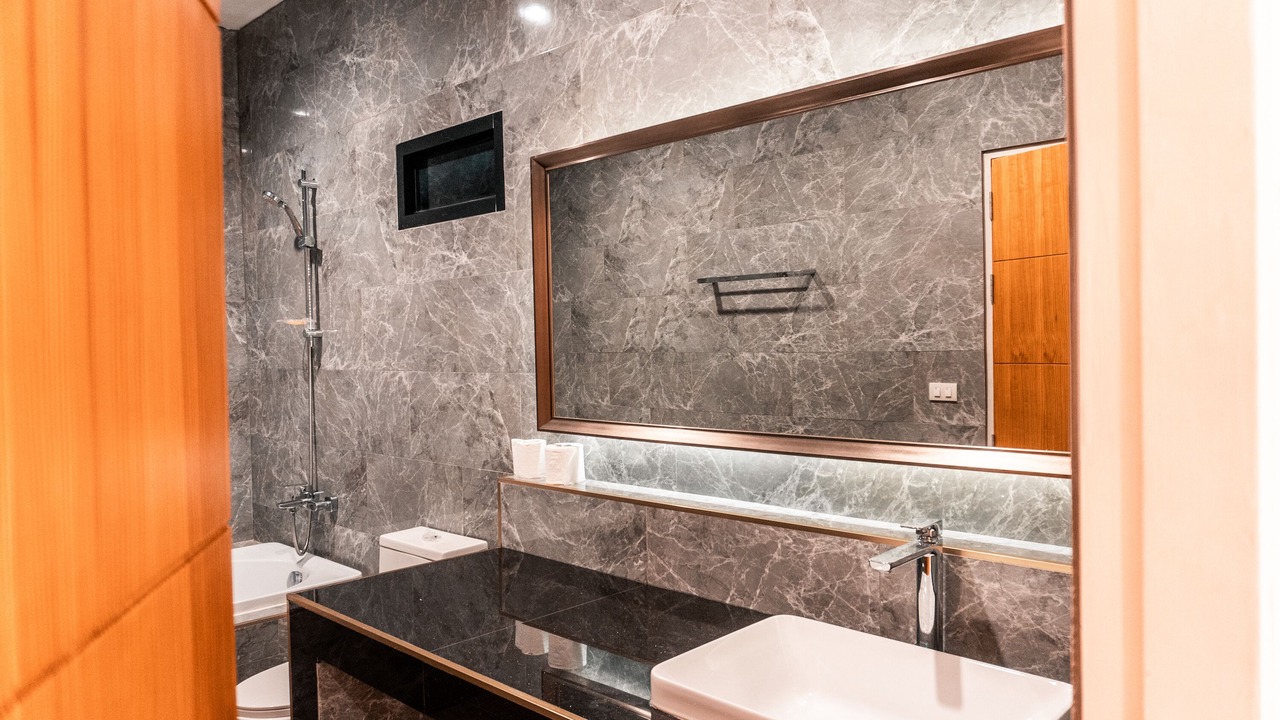 Photo of Bathroom in Pak Nam Pran