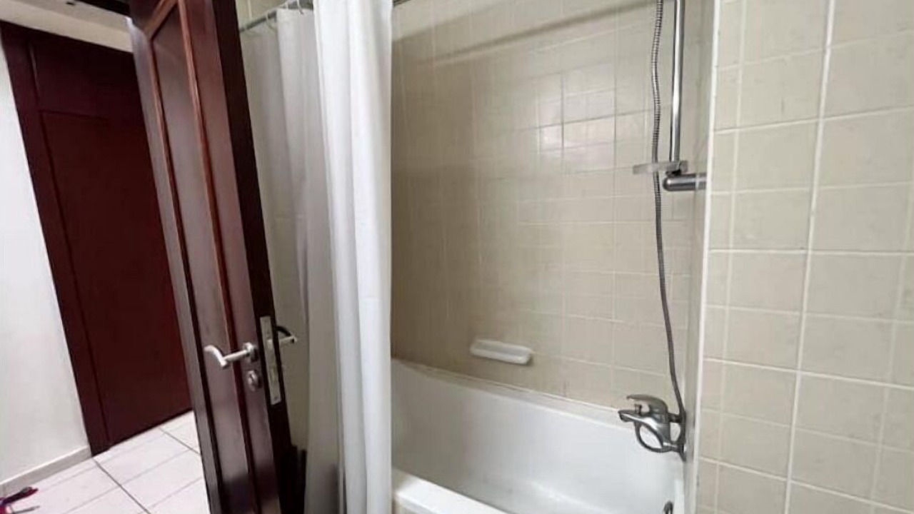 Photo of Bathroom in Discovery Gardens