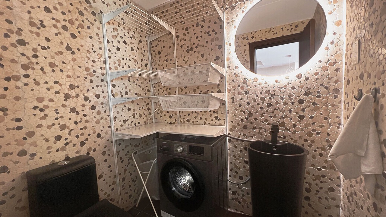 Photo of Bathroom in Discovery Gardens
