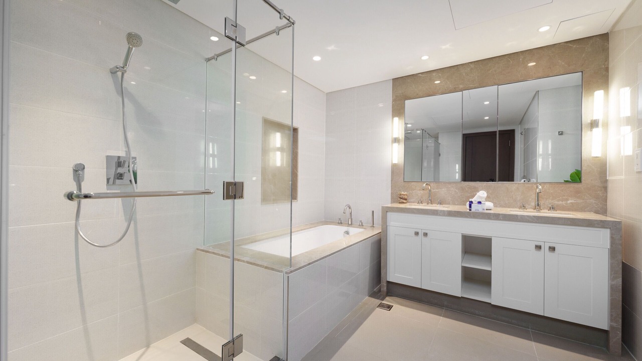 Photo of Bathroom in Downtown Dubai