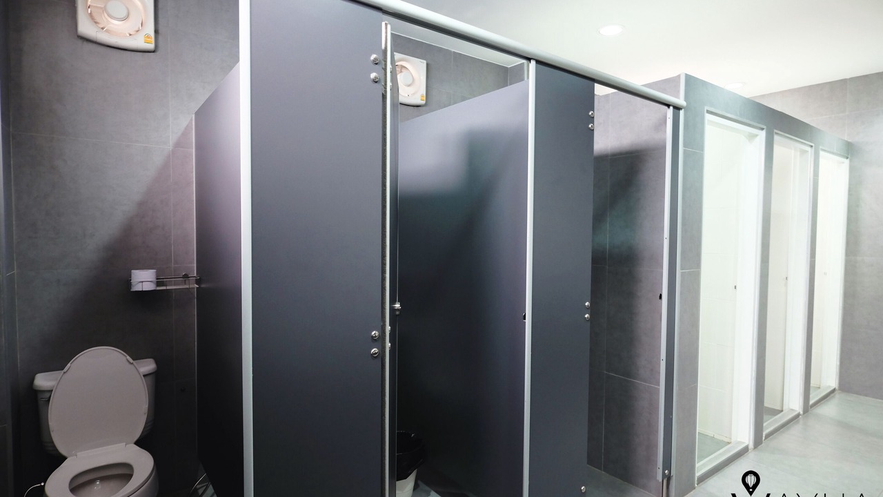 Photo of Bathroom in Lak Si