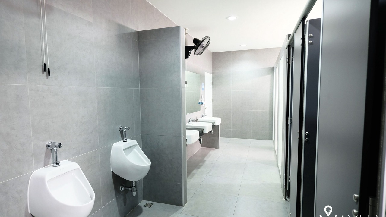 Photo of Bathroom in Lak Si