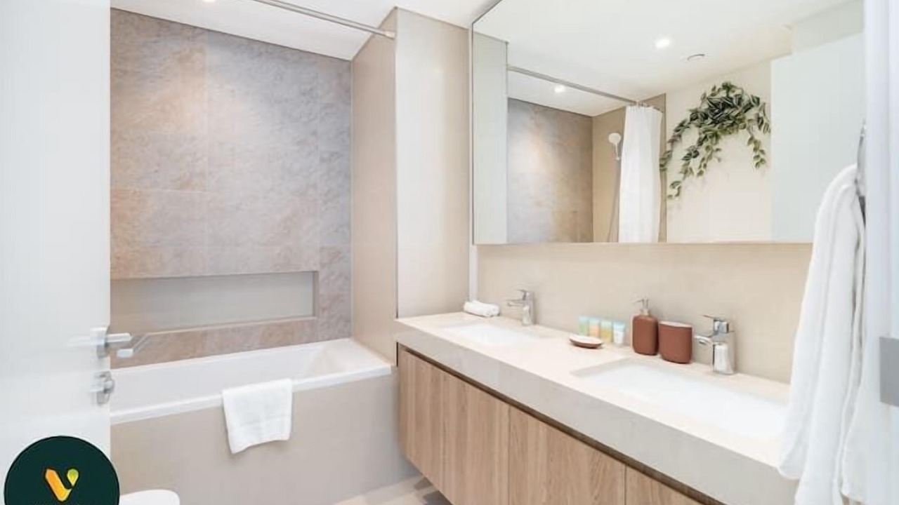 Photo of Bathroom in Za'abeel 2