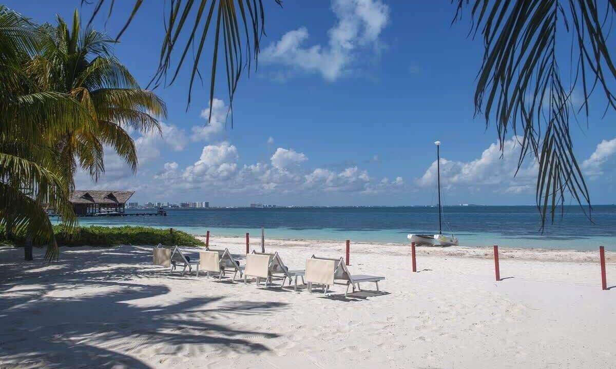 Photo of Others in Punta Cancun