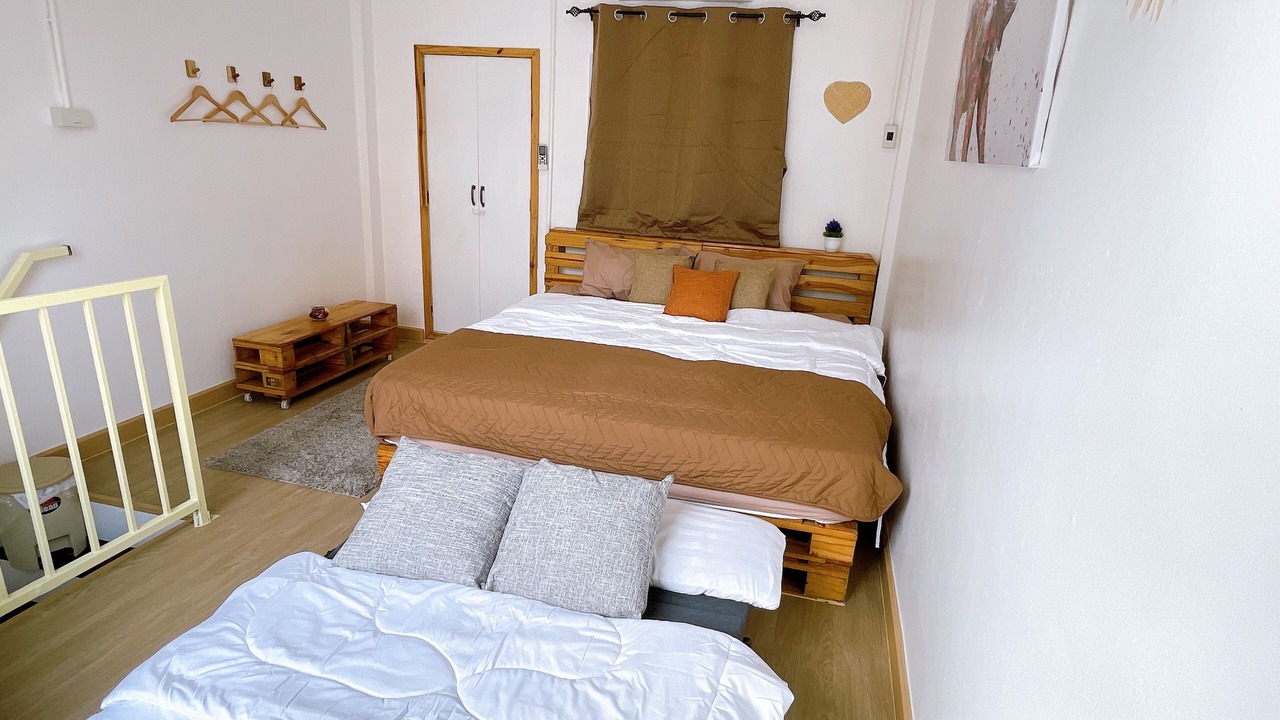 Photo of Bedroom in Talat Yot