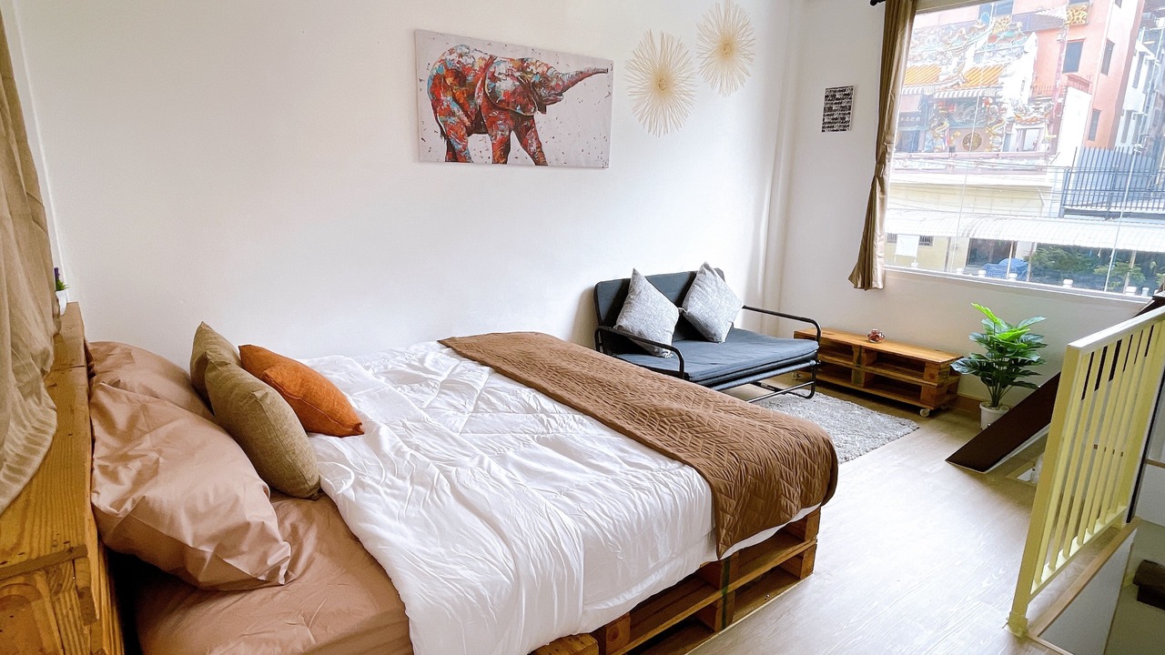 Photo of Bedroom in Talat Yot