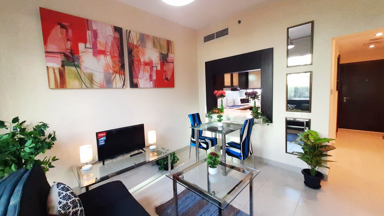 Photo of Livingroom in Jumeira 3
