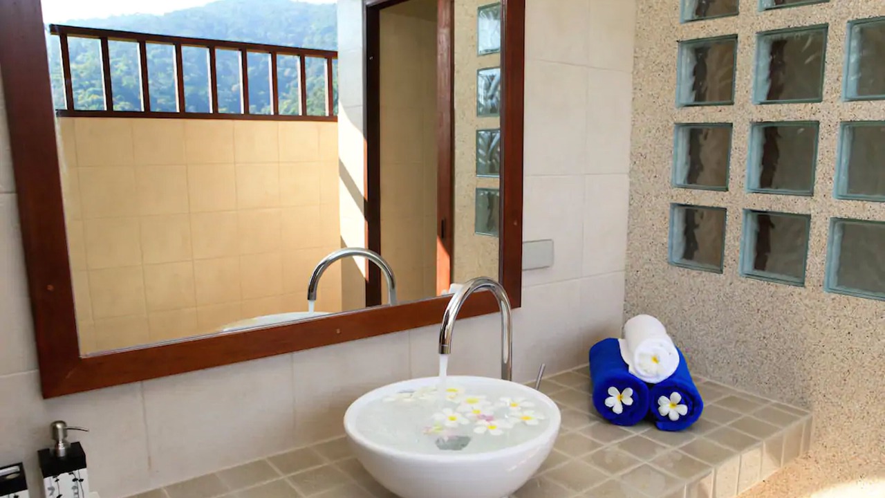 Photo of Bathroom in Ko Lanta