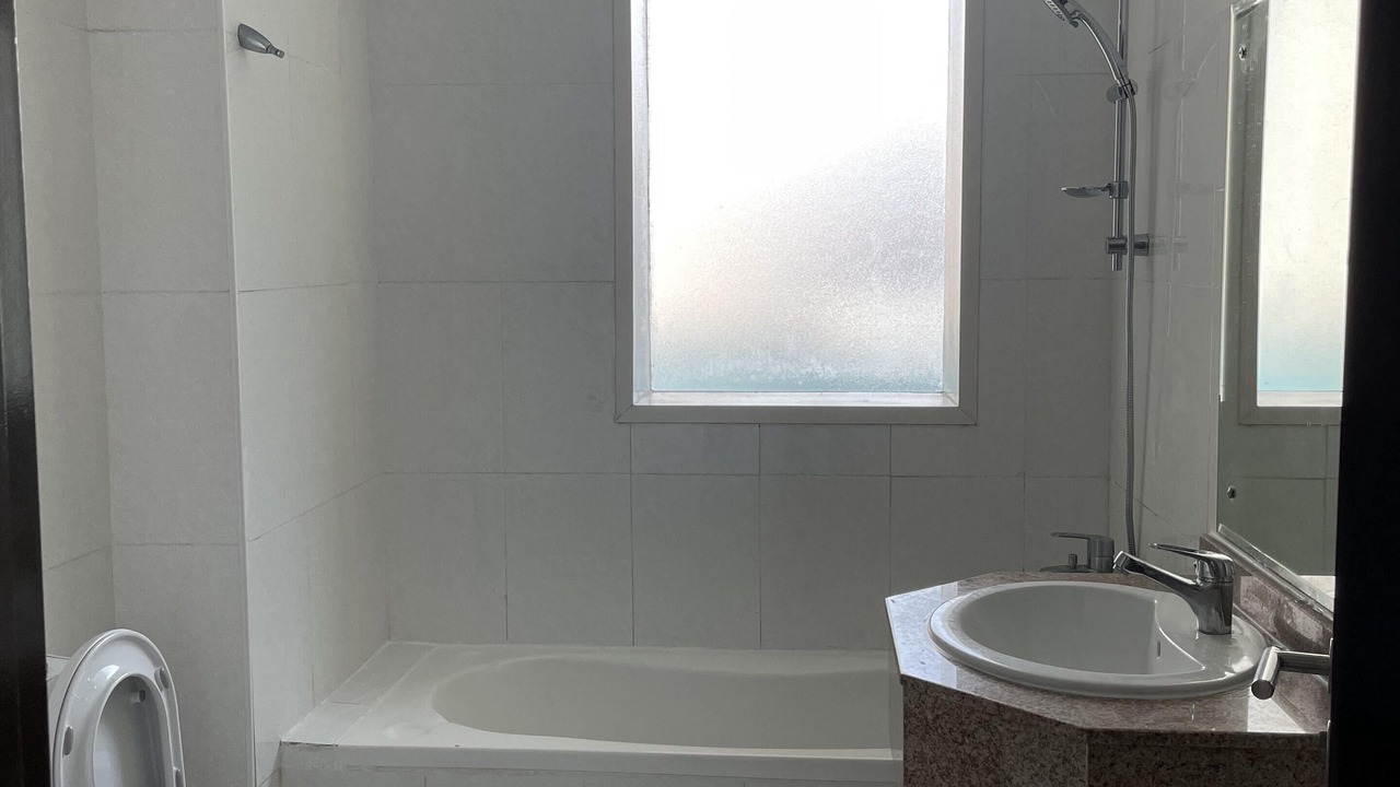 Photo of Bathroom in Al Barsha