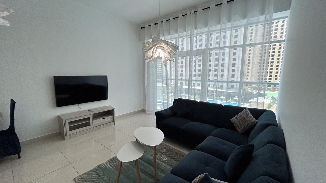 Photo of Livingroom in Jumeira 1