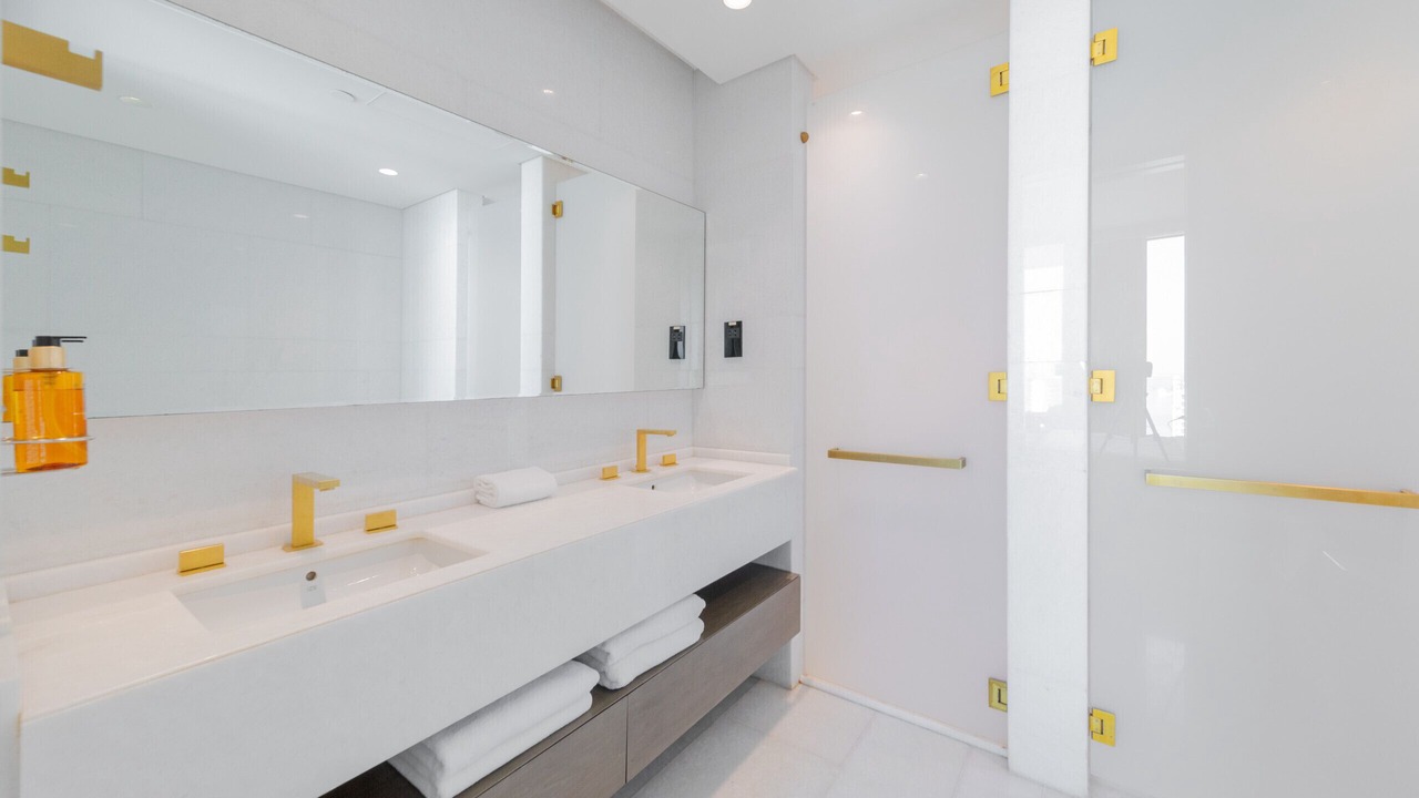 Photo of Bathroom in Palm Jumeirah