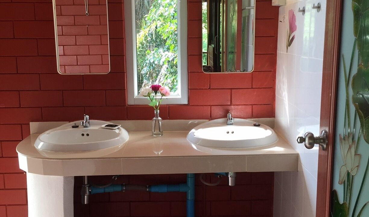 Photo of Bathroom in Klong Son