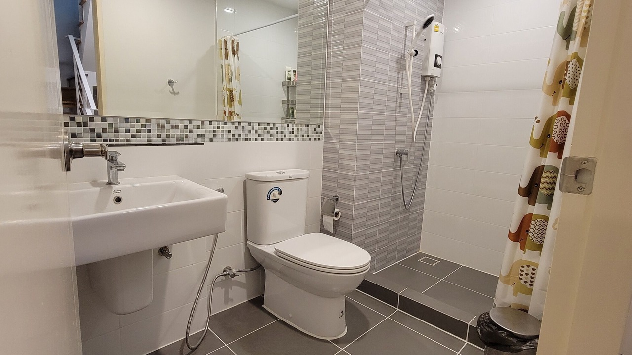 Photo of Bathroom in Bang Bua Thong