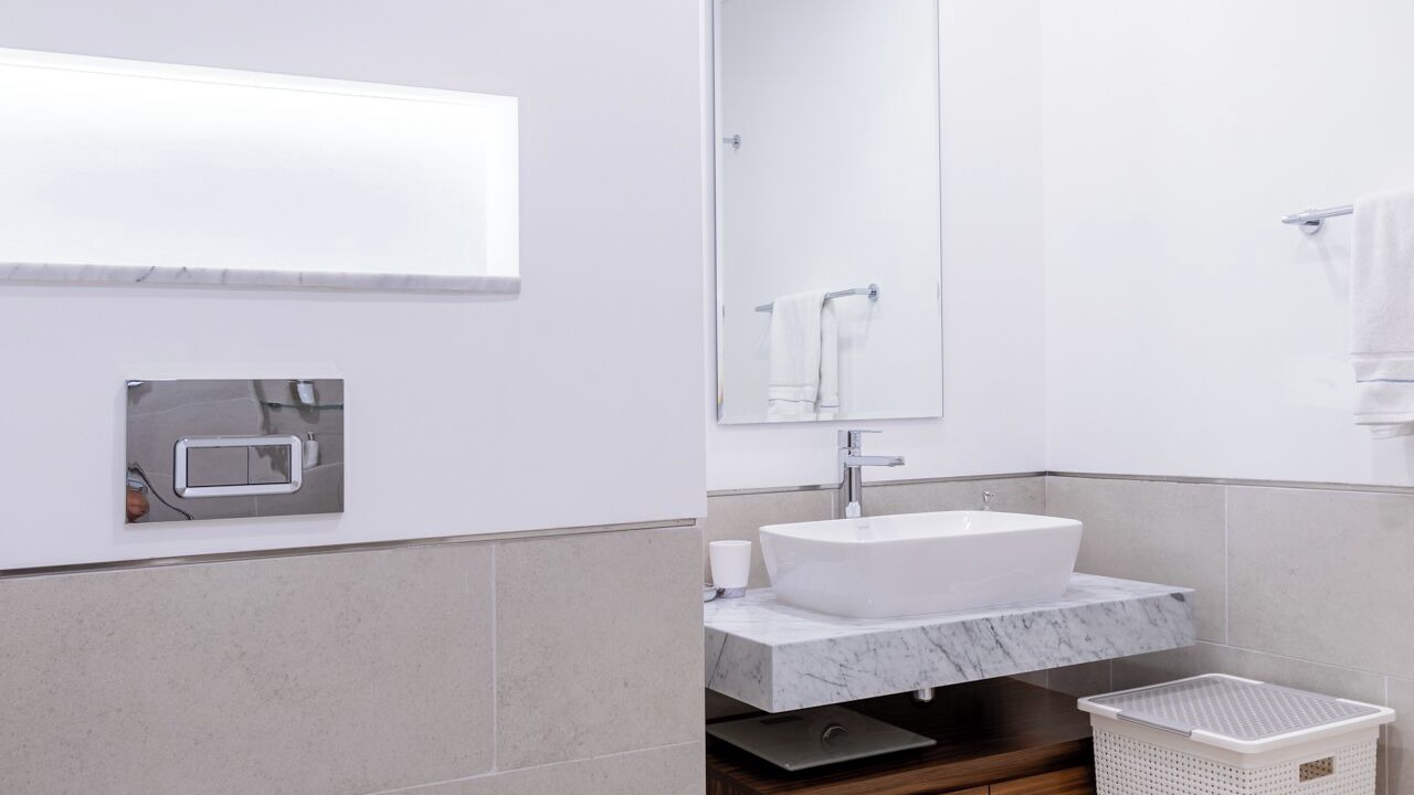 Photo of Bathroom in Umm Suqeim 3