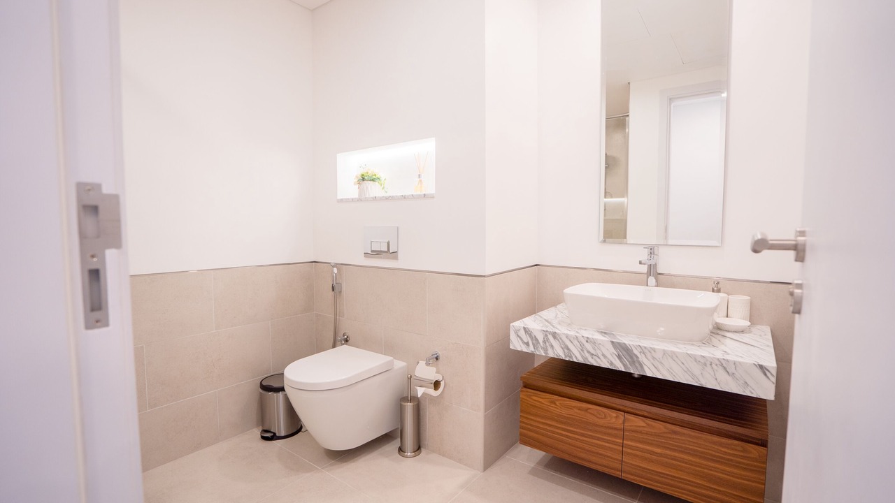 Photo of Bathroom in Umm Suqeim 3