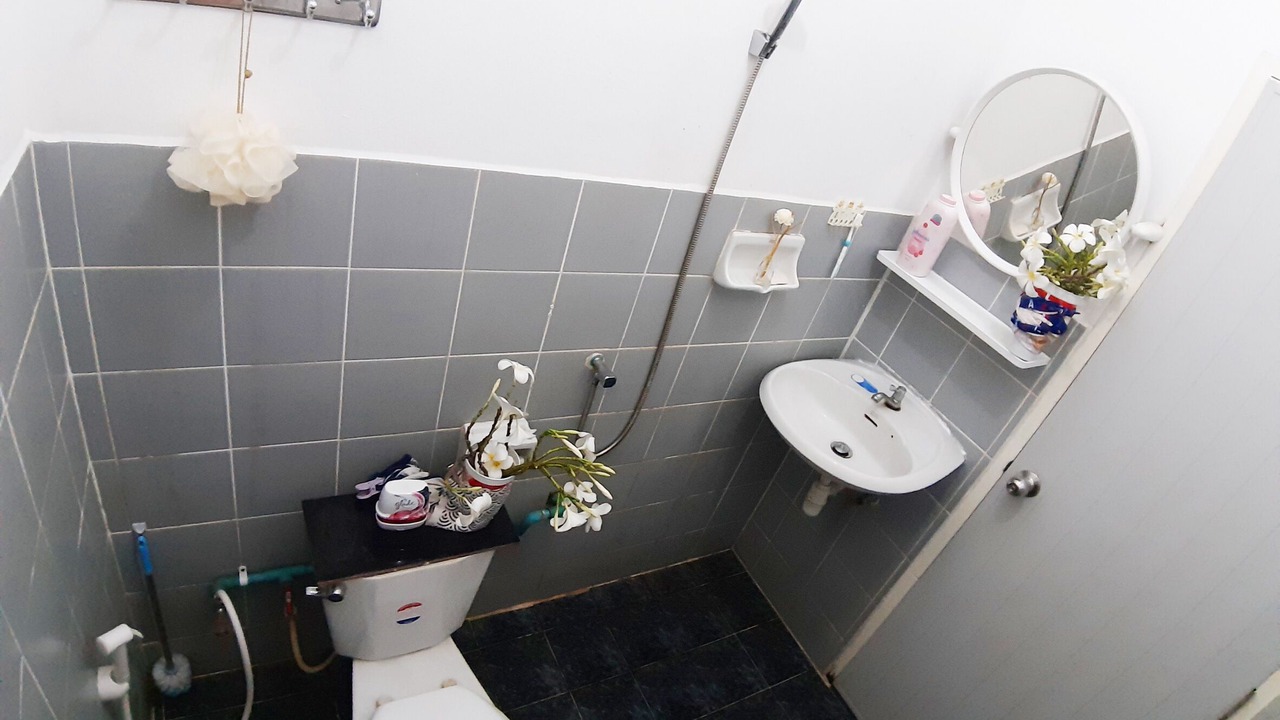 Photo of Bathroom in Mae Jo