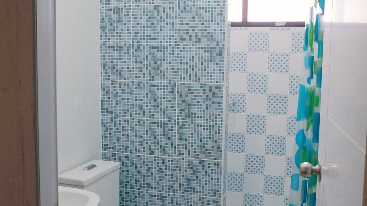Photo of Bathroom in Samsen Nai