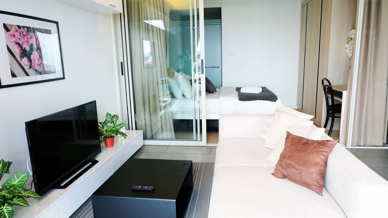 Photo of Bedroom in Samsen Nai