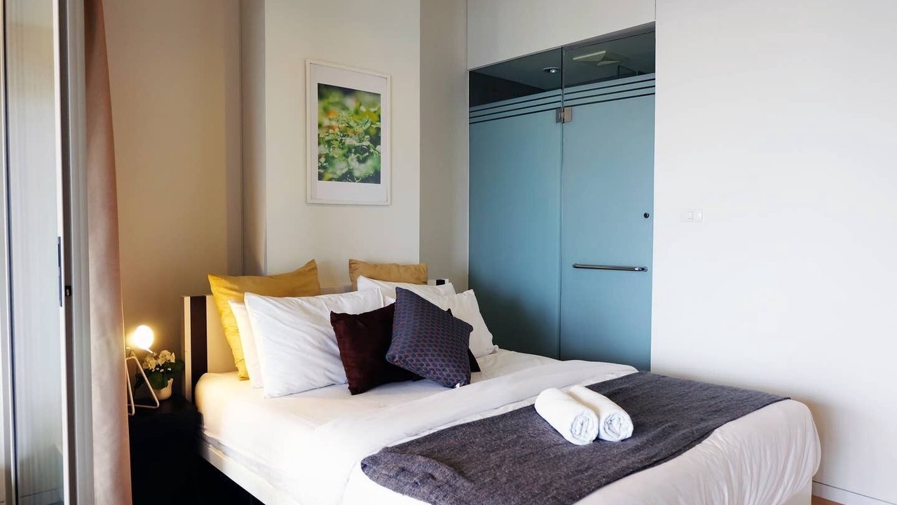 Photo of Bedroom in Samsen Nai