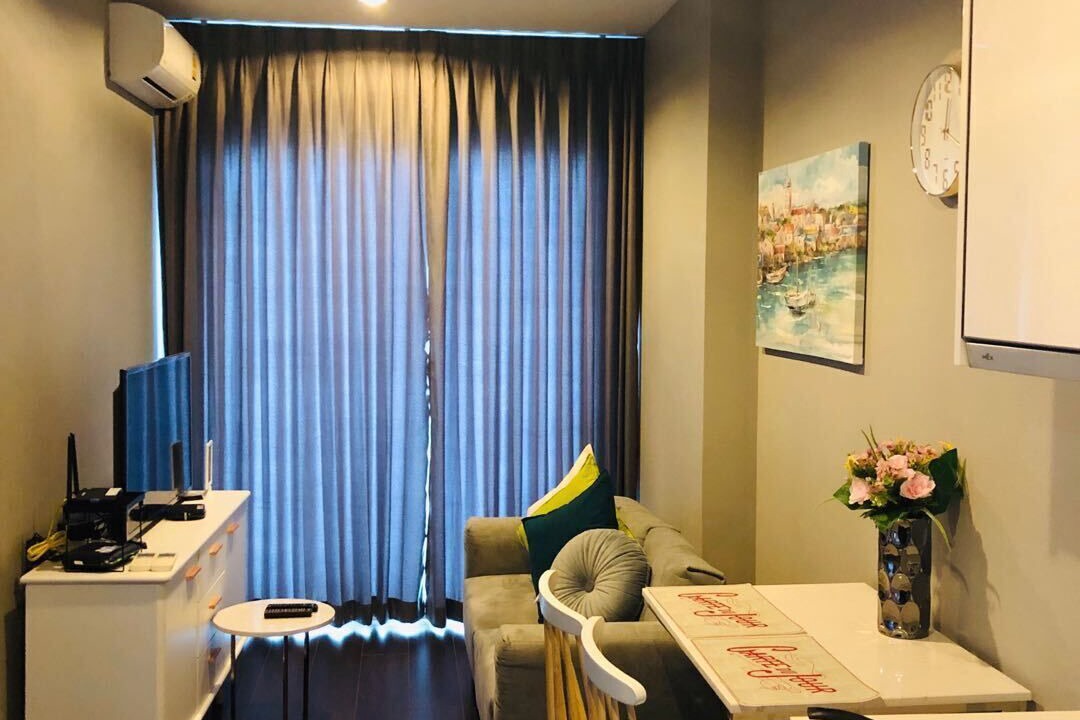 Photo of Livingroom in Khlong Tan Nuea