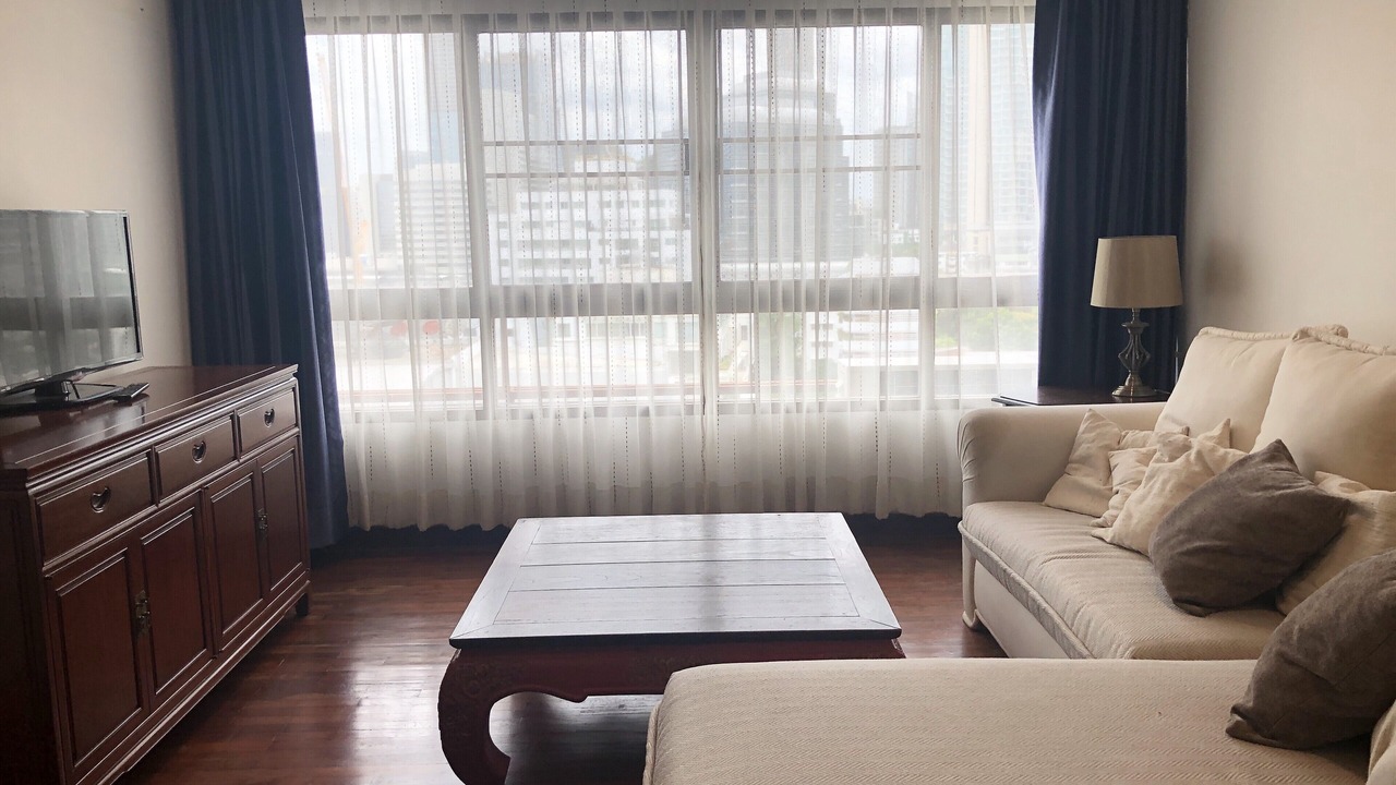 Photo of Livingroom in Ploenchit