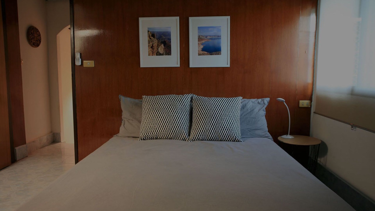Photo of Bedroom in Phra Khanong Nuea