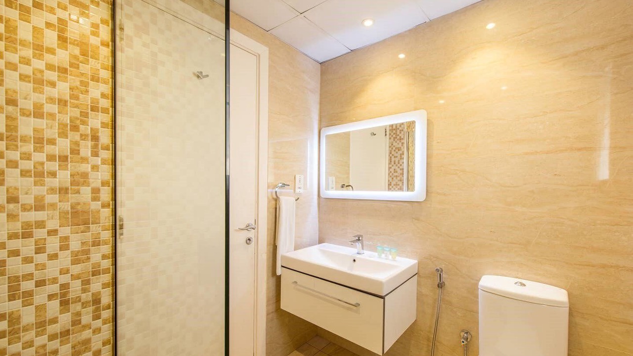 Photo of Bathroom in Emirates Hills