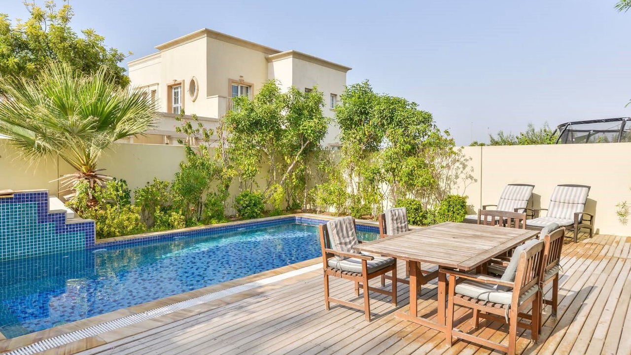 Photo of Outdoor in Emirates Hills