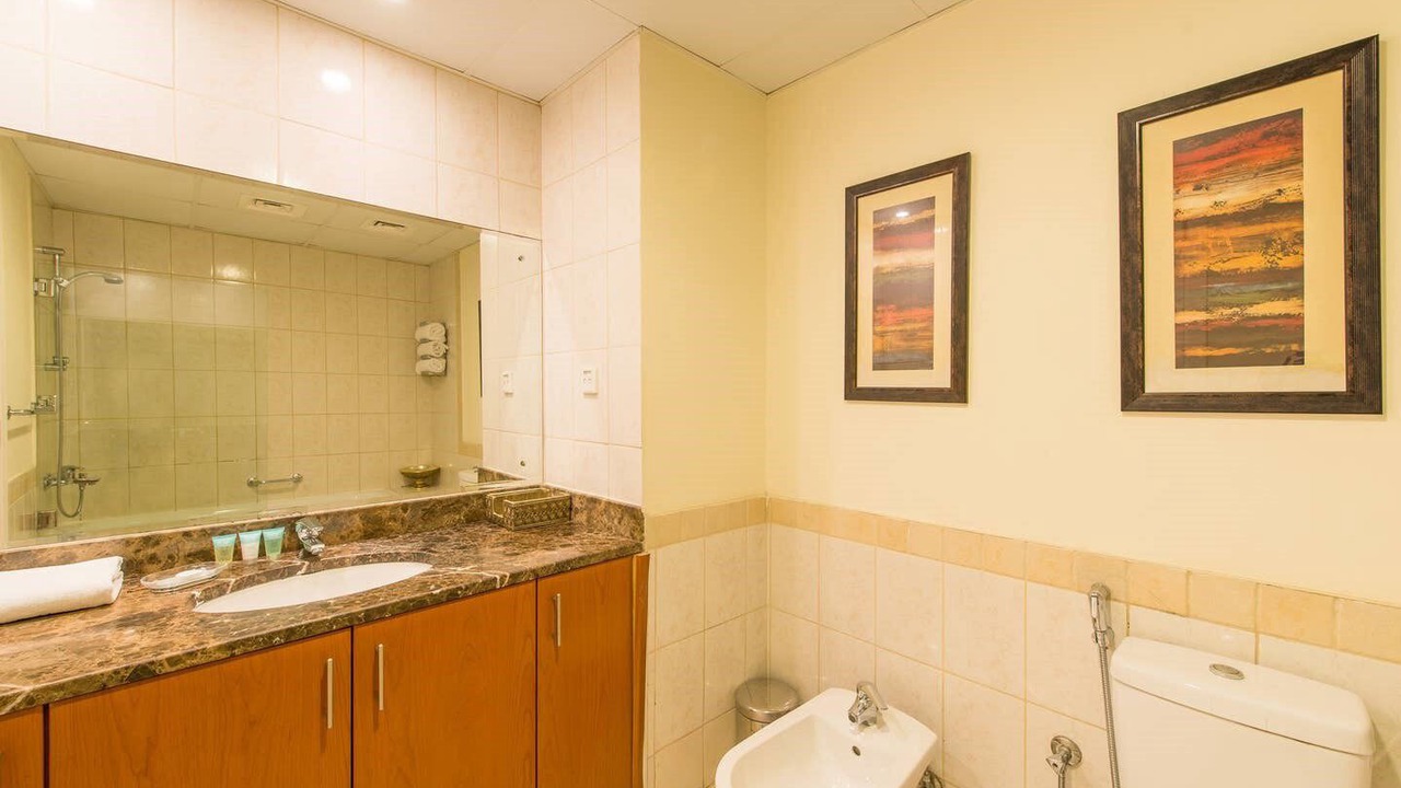 Photo of Bathroom in Emirates Hills