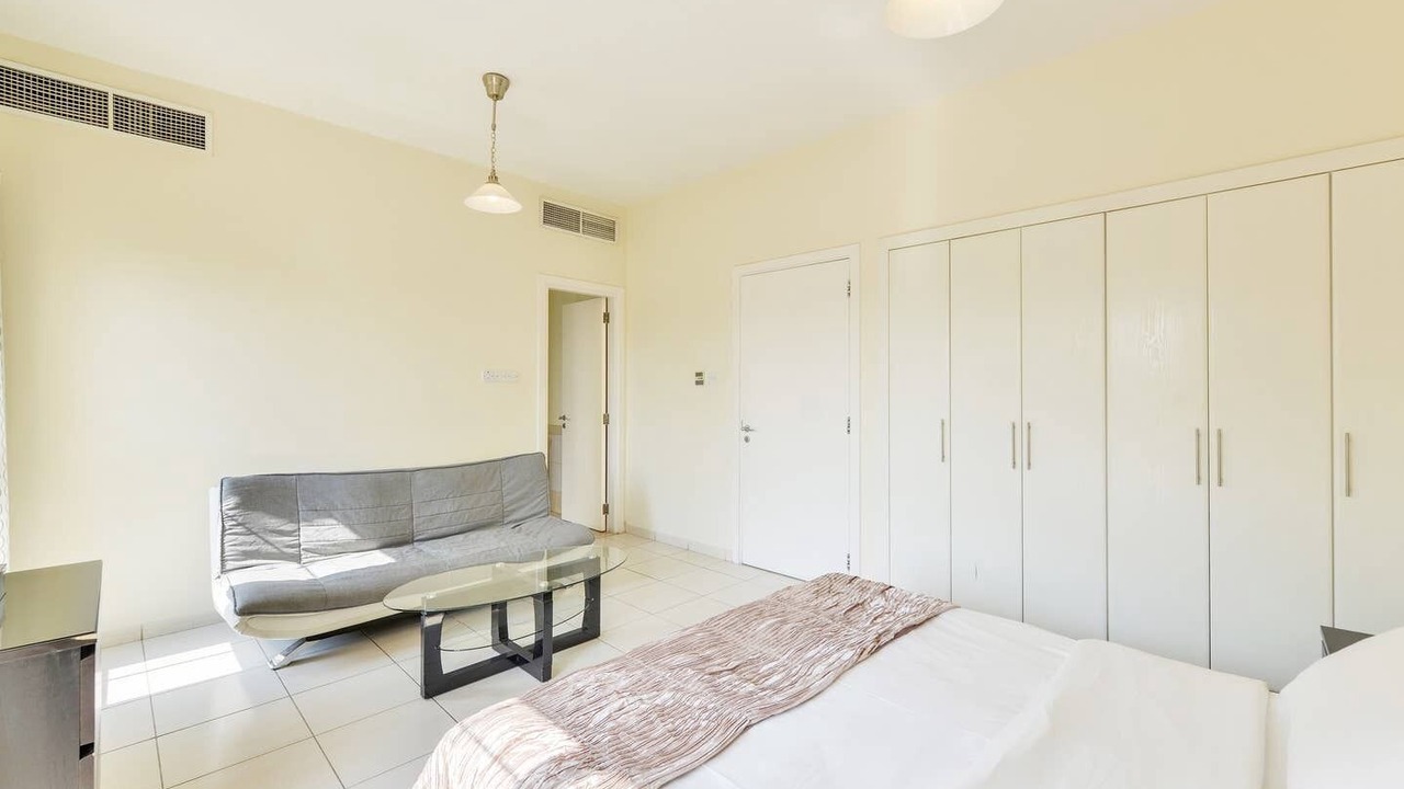 Photo of Bedroom in Springs 7