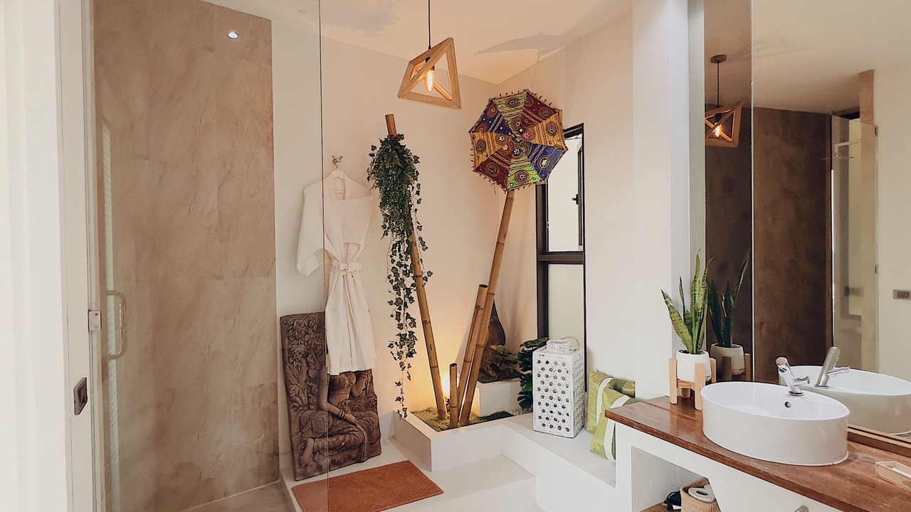 Photo of Bathroom in Haad Yao
