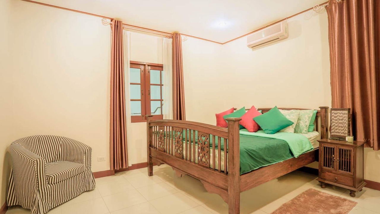 Photo of Bedroom in Na Kluea
