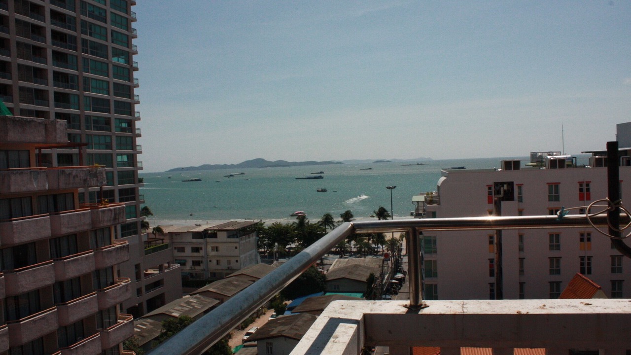 Photo of Patio Balcony in Pattaya Bay